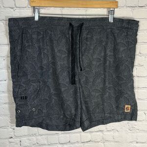 Tommy Bahama Swim Trunks Gray Floral Swimwear size L Large Board Shorts